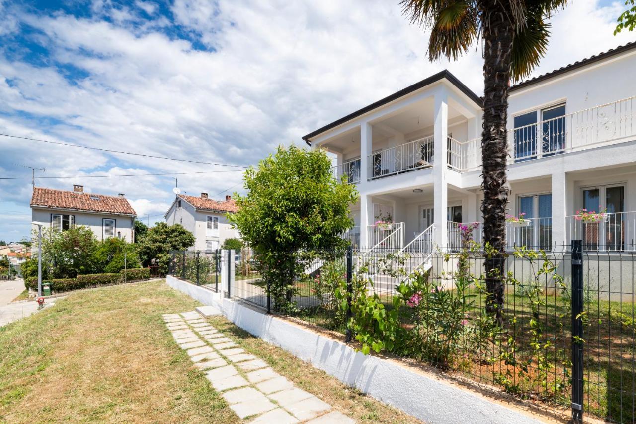 Pribetic Apartments Poreč Buitenkant foto