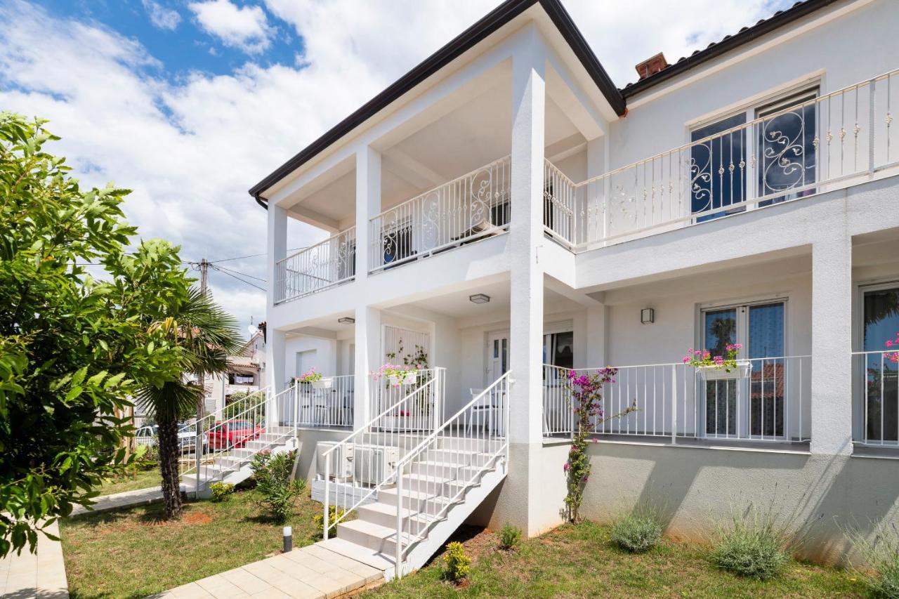Pribetic Apartments Poreč Buitenkant foto